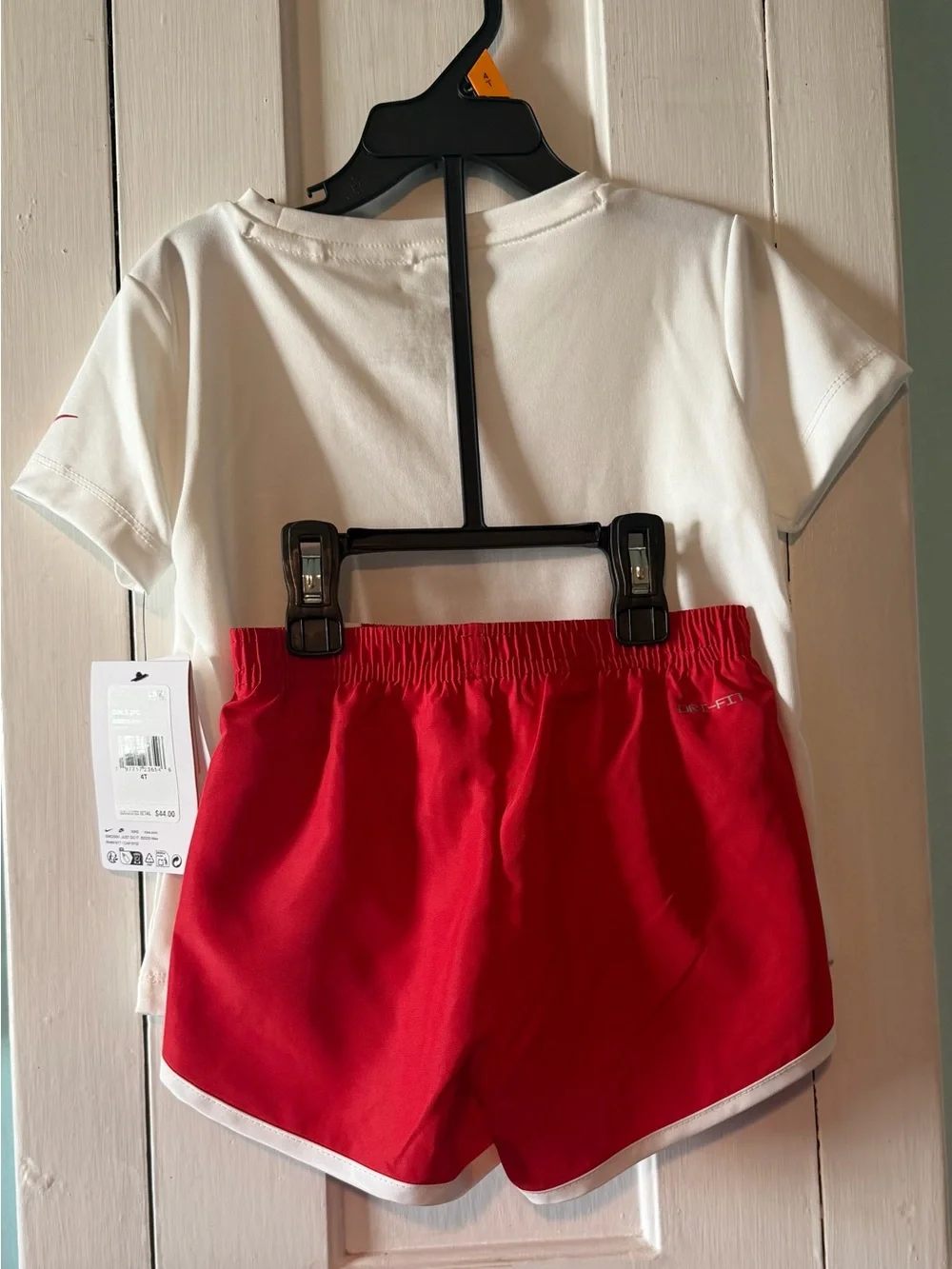 Nike Toddlers' White & Red Sportswear Outfit 4T